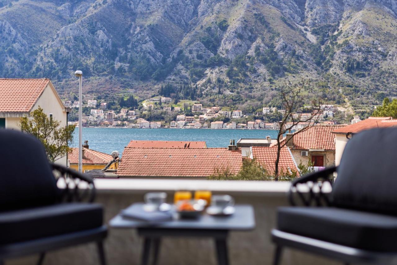 Kotor Lux Apartments And Rooms Exteriör bild